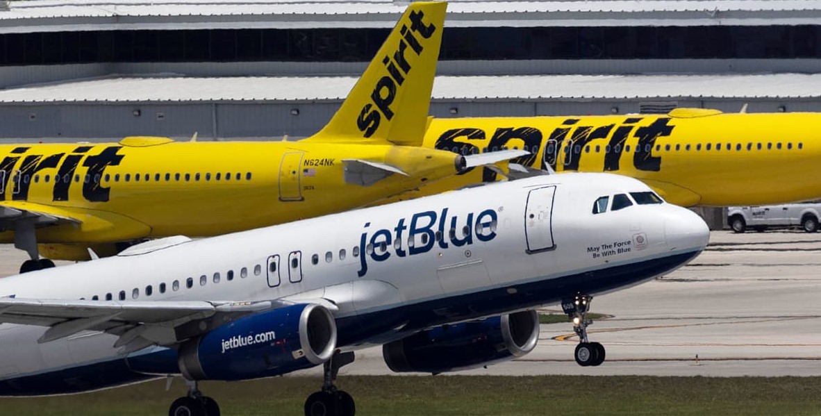 It's  a  JetBlue Success , Spirit  Airlines  called  off  merger  with  Frontier Airlines ,  will  we  see a  'Spirit - JetBlue'  deal  very soon  ?