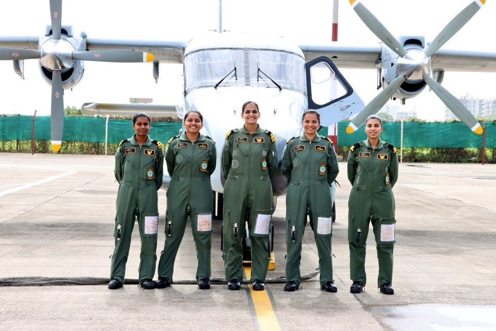 After Leading the Percentage in Commercial Aviation Female list ,  Indian  Navy's  All  Woman  Aircrew  Created  History !