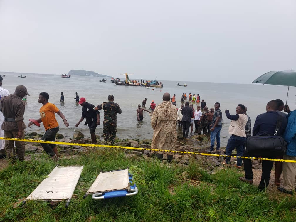 Shocking ! Precision Air's  ATR aircraft Plunged  into  Lake Victoria , near to the Bukoba Airport , No Casualties so far.