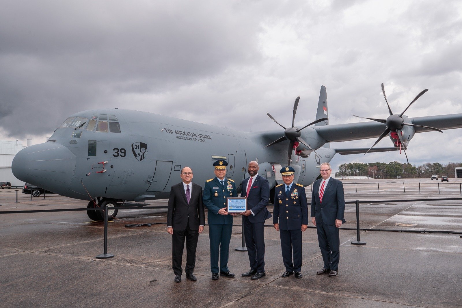 Lockheed Martin  Delivers  First  of  Five  C-130J-30 Super Hercules  To  The  Indonesian  Air  Force .