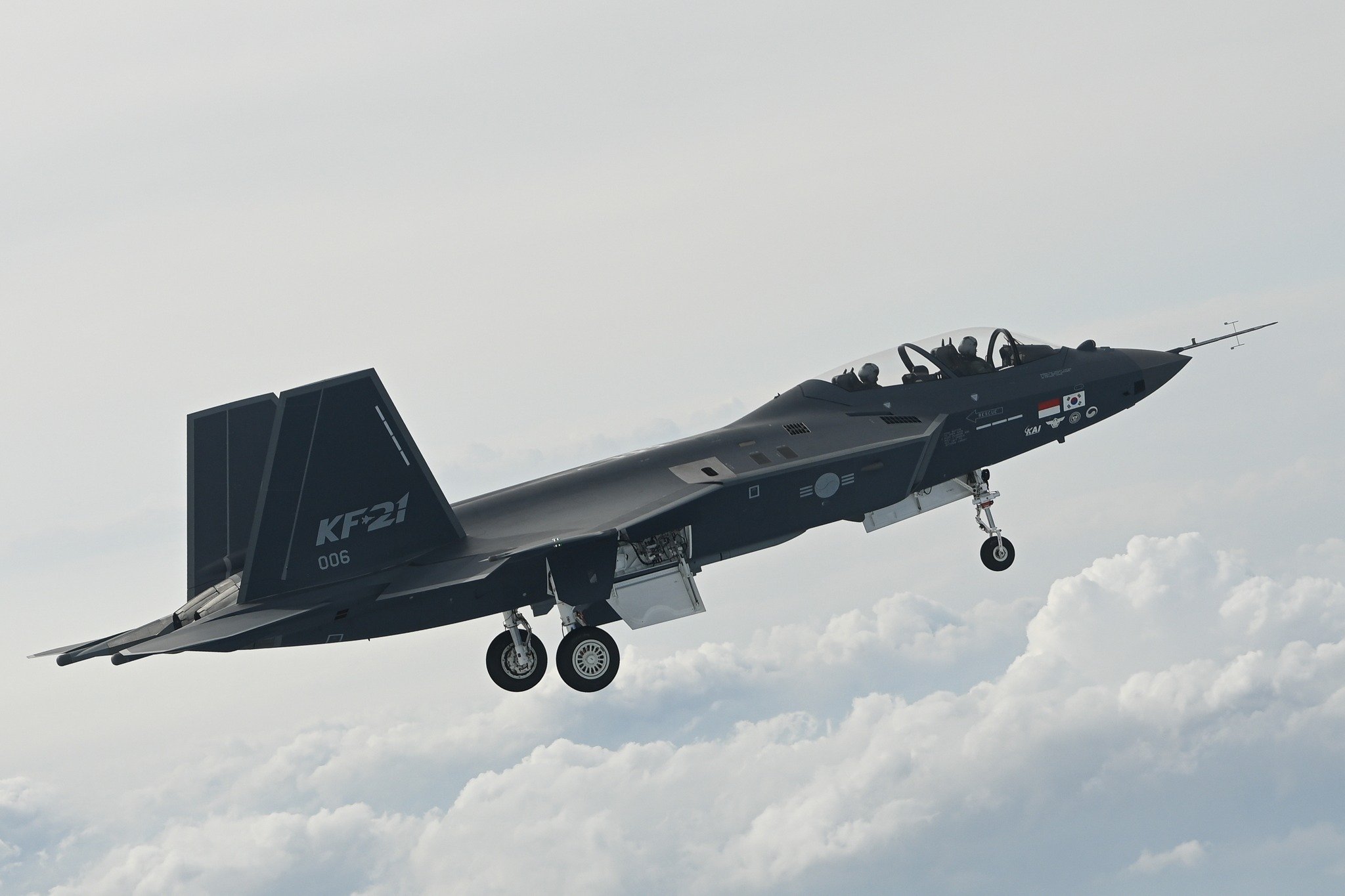 The  Sixth  and  Final  Prototype  Of  South Korea's homegrown  KF-21 Boramae  Fighter  Successfully  Performed  Its  First  Flight 