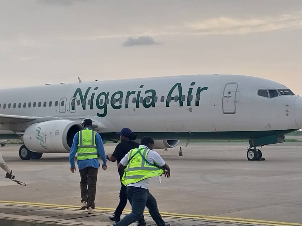 Nigerian Minister of Aviation and Aerospace Development has ordered the suspension of the Nigeria Air project , AON is Happy.