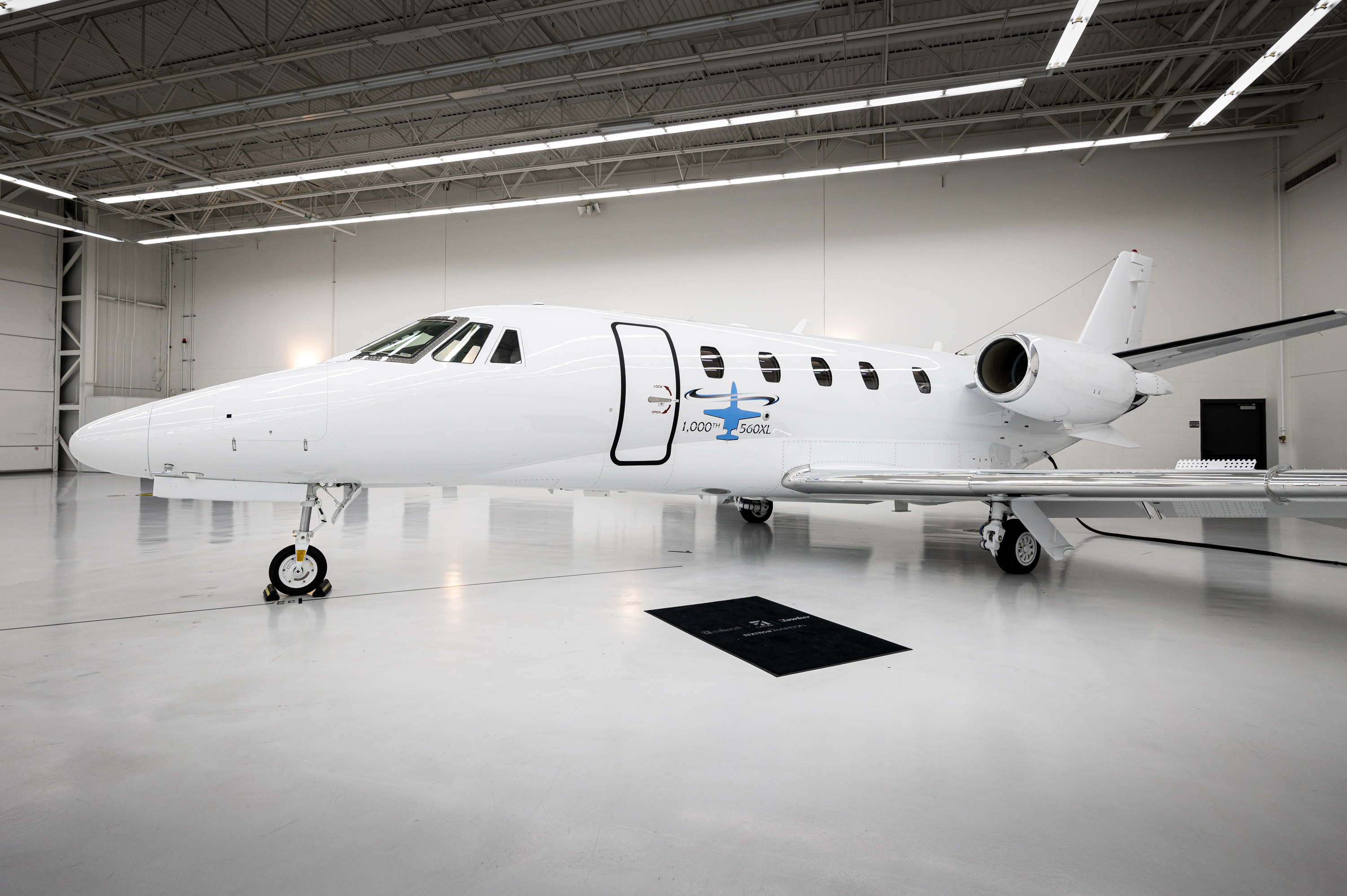 Textron Aviation Celebrates 1,000th  Delivery of  it's  Best-Selling Cessna Citation 560XL Series .