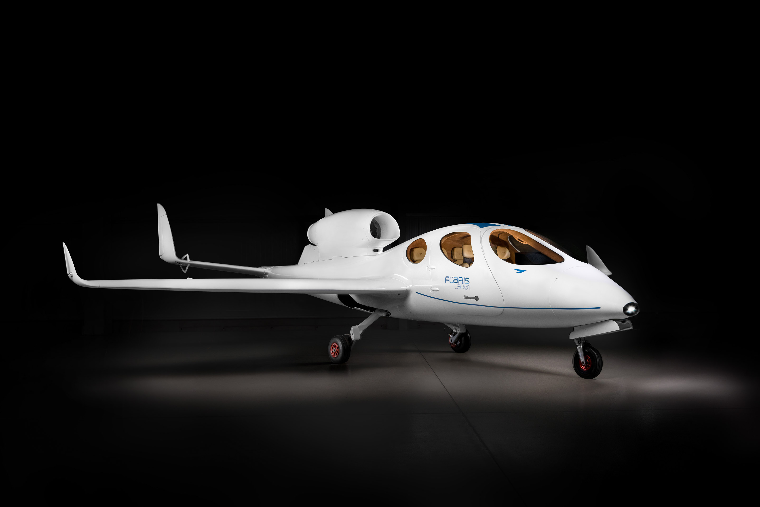 Edge Group z siedzibą w Zjednoczonych Emiratach Arabskich nabyła 50% udziałów w polskim producencie samolotów osobistych Flaris