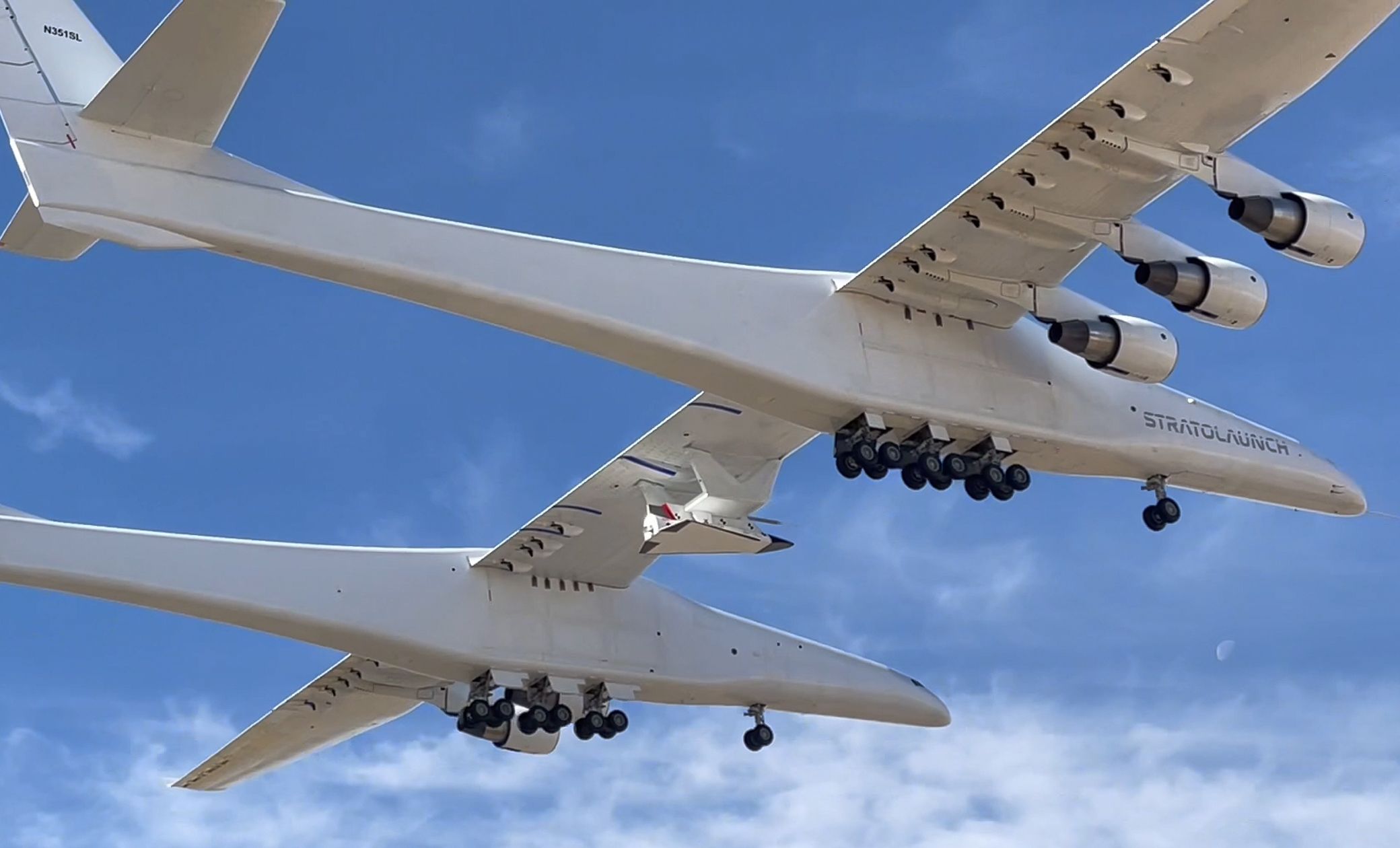 Stratolaunch's Six  Engined  Launch  Platform  Roc  Successfully  Completed The  Captive  Carry  Flight  with  TA-1  Test Vehicle.