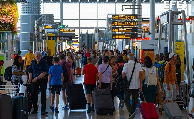 Historic  High  For  Spain's  Major  Airports  Handling  Passengers  In The  year 2023 , Valencia Airport Grew 22.6 Percent.
