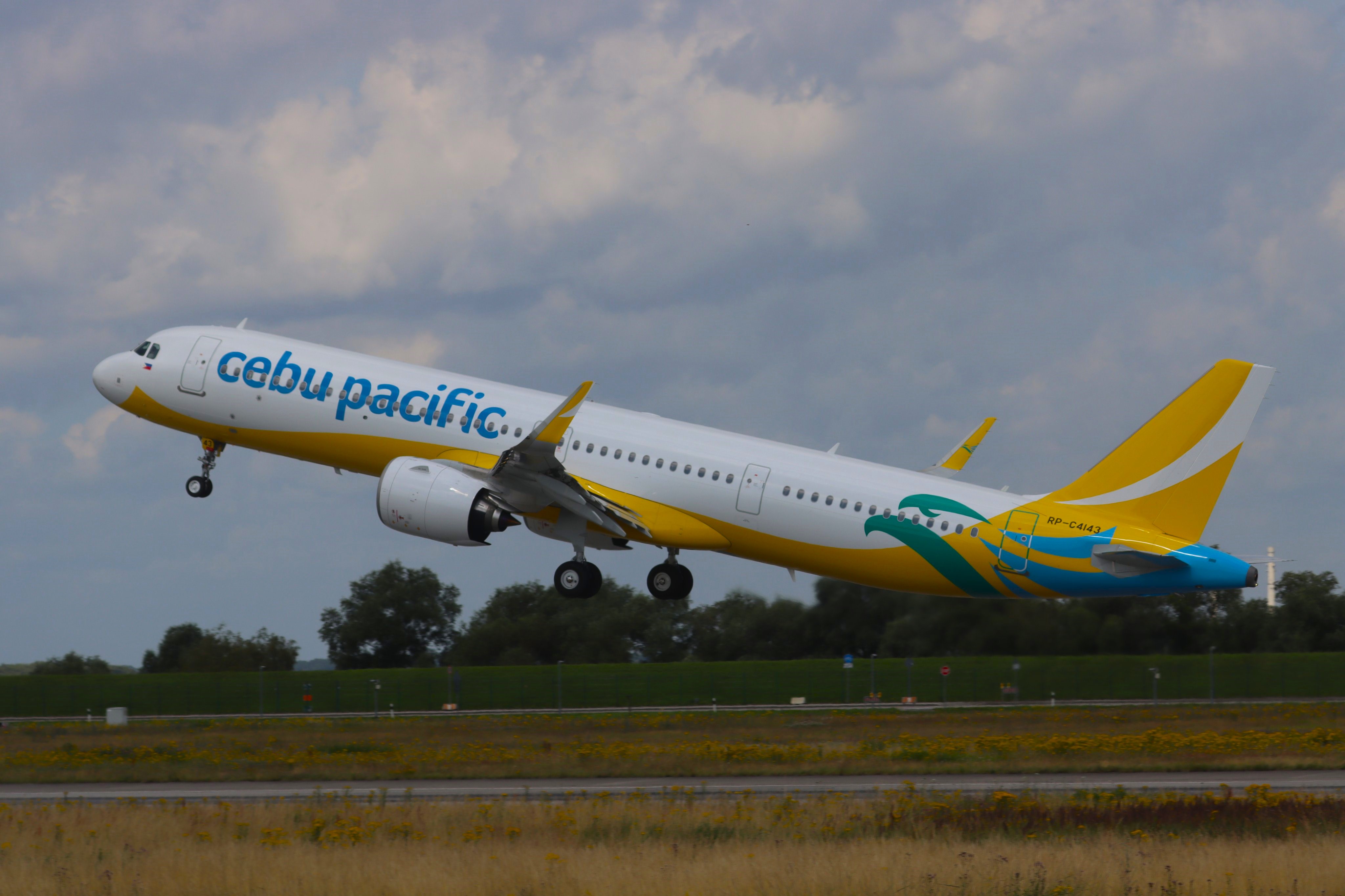 Cebu Pacific makes history with 152 aircraft order from P1.4 trillion Airbus deal.