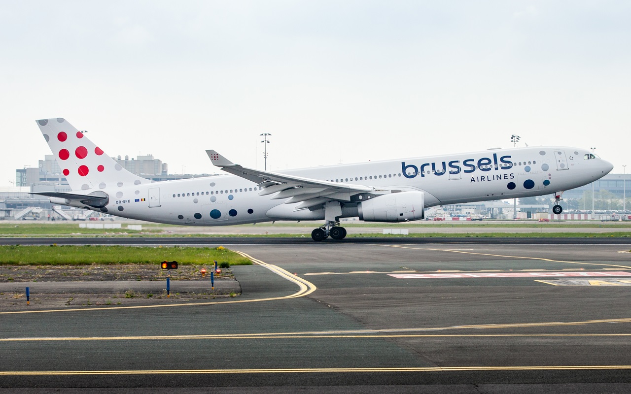 Brussels Airlines expands its long-haul fleet with three new A330s and workforce by 250 more.