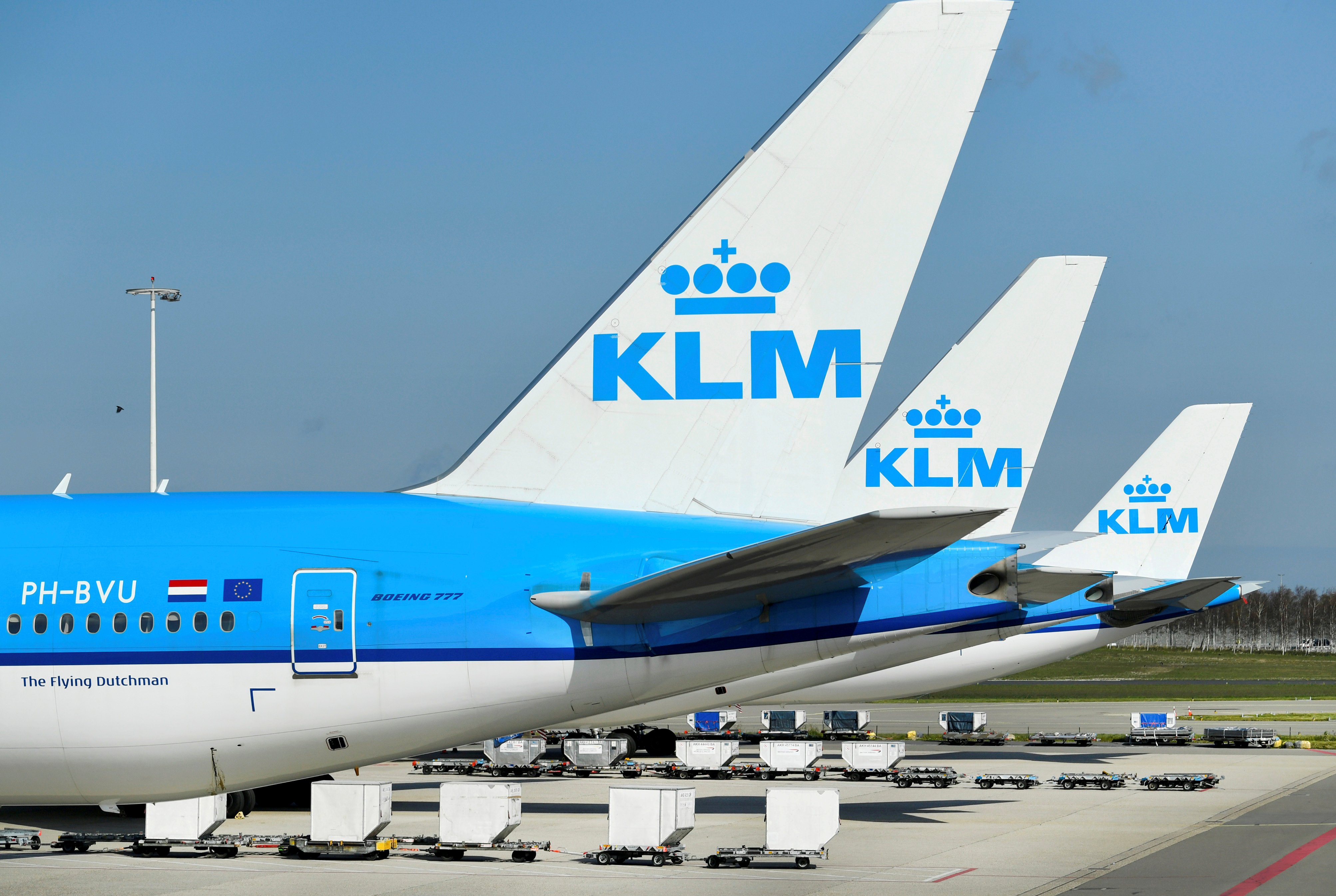 KLM President & CEO writes to Minister to prevent the Government from making a careless decision on the future of Schiphol.