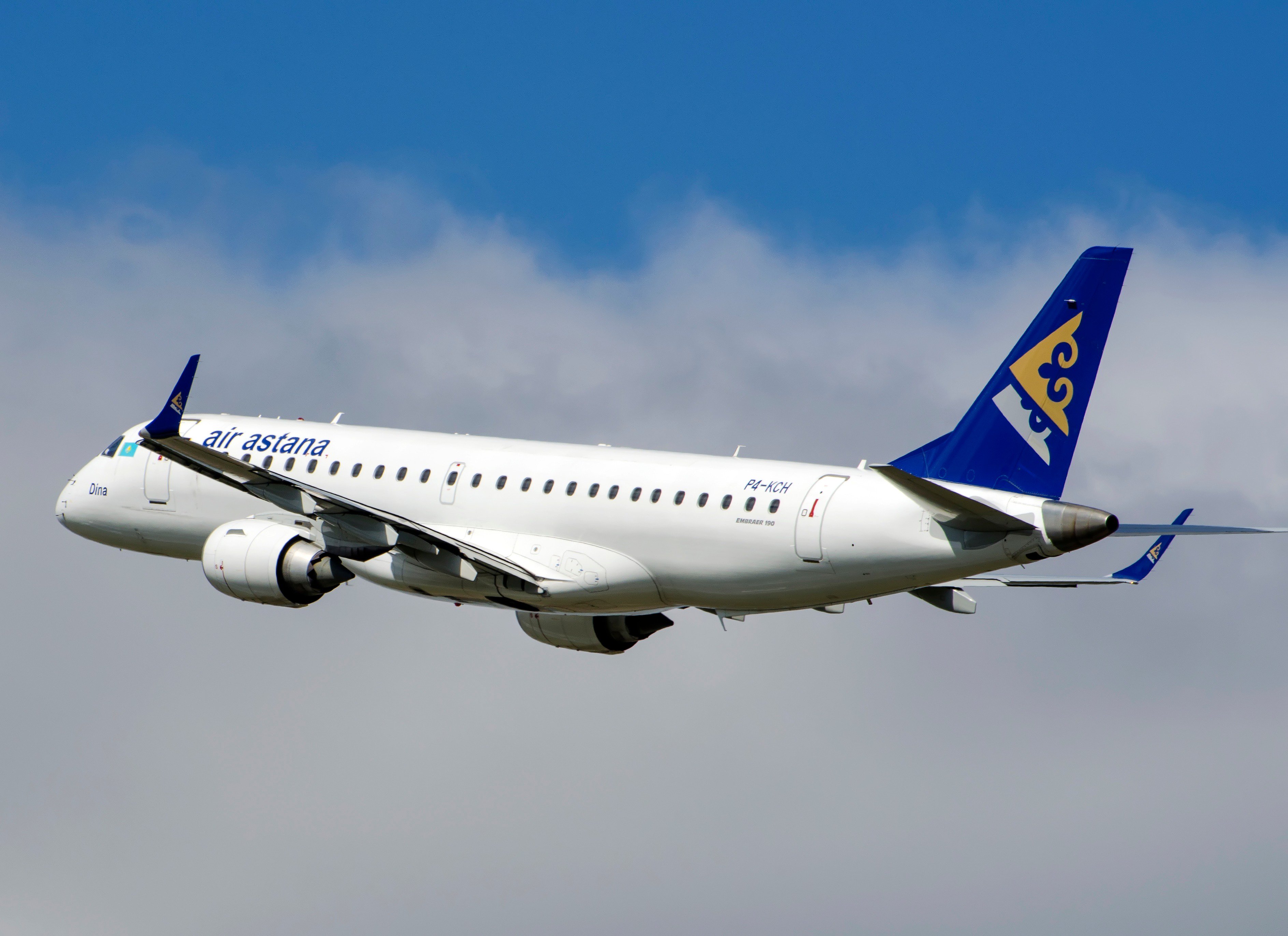 Air Astana loses in court against a 12-year-old passenger, the company must pay five million tenge.