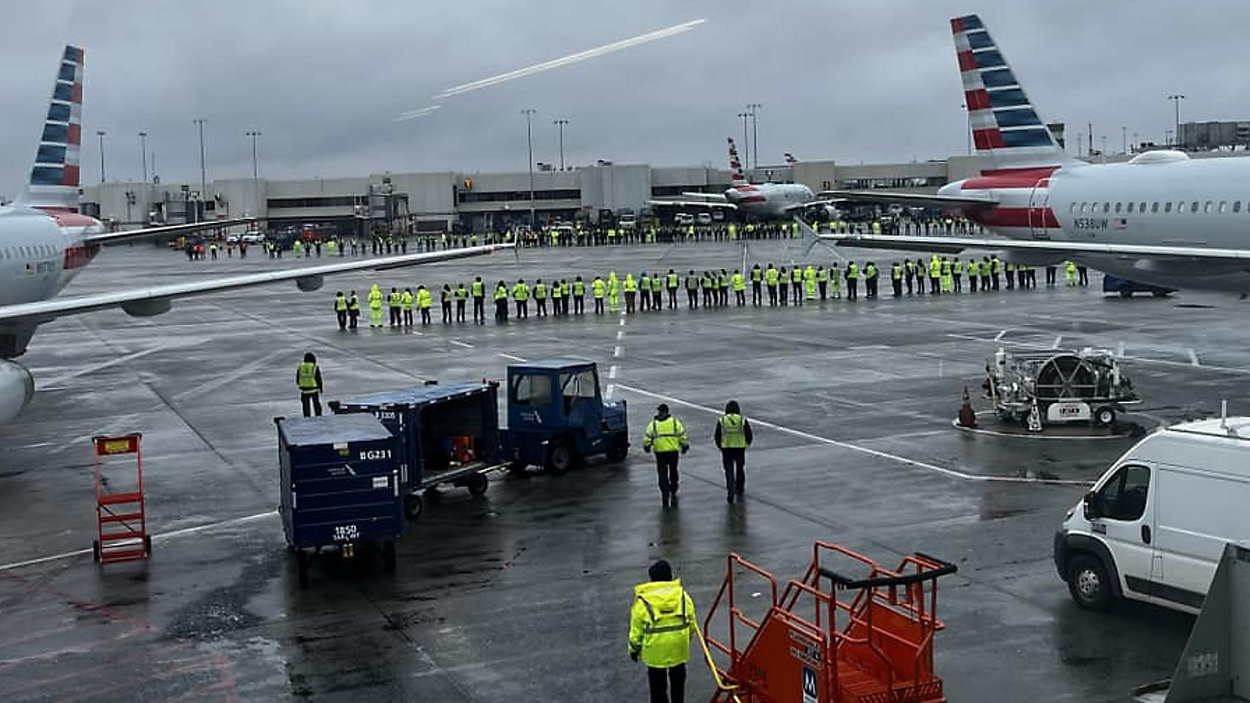 Ground Handling Worker Struck and Killed at Charlotte Douglas International Airport Apron.