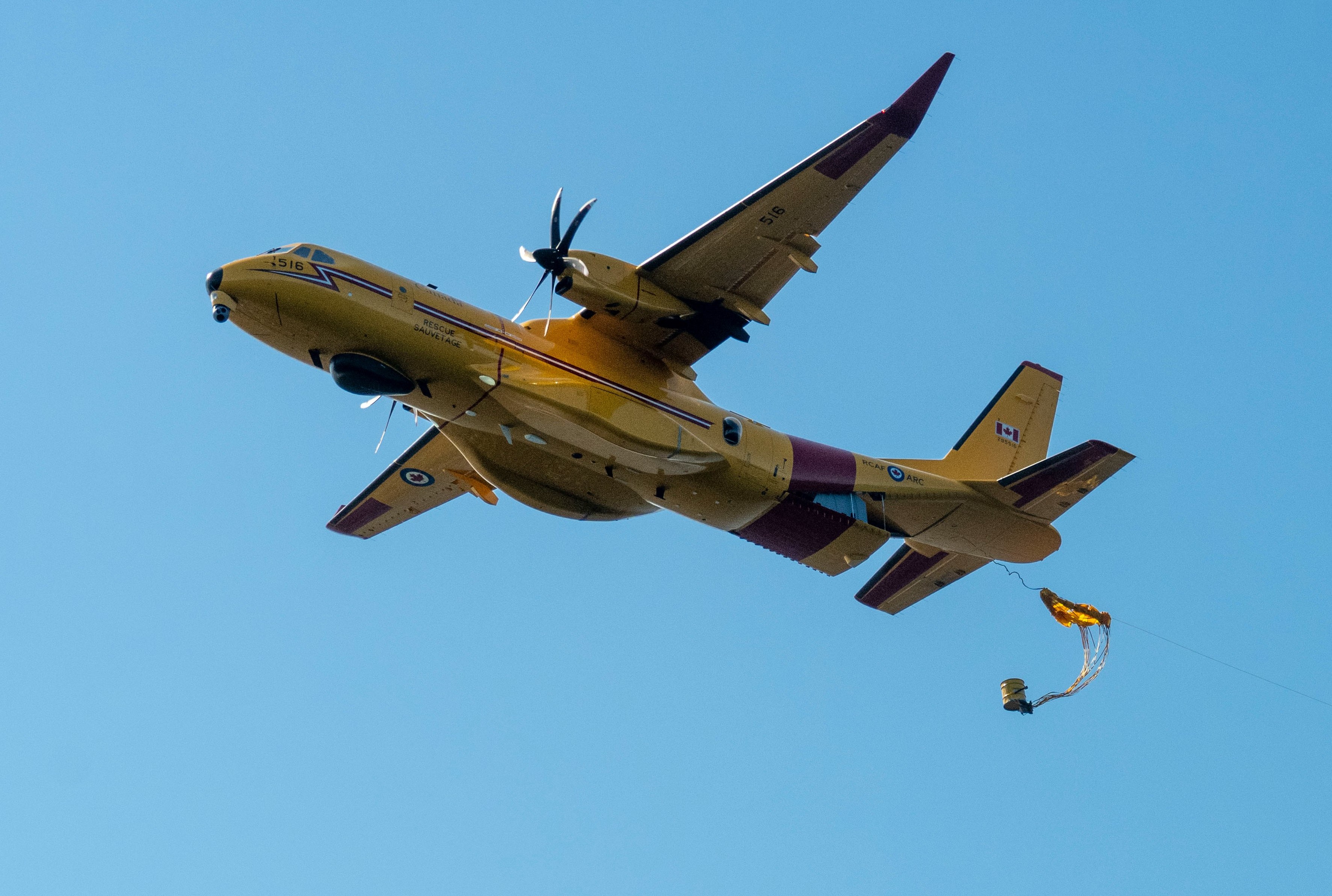 The Canadian Air Force's SAR CC-295 Kingfisher aircraft has entered the service.