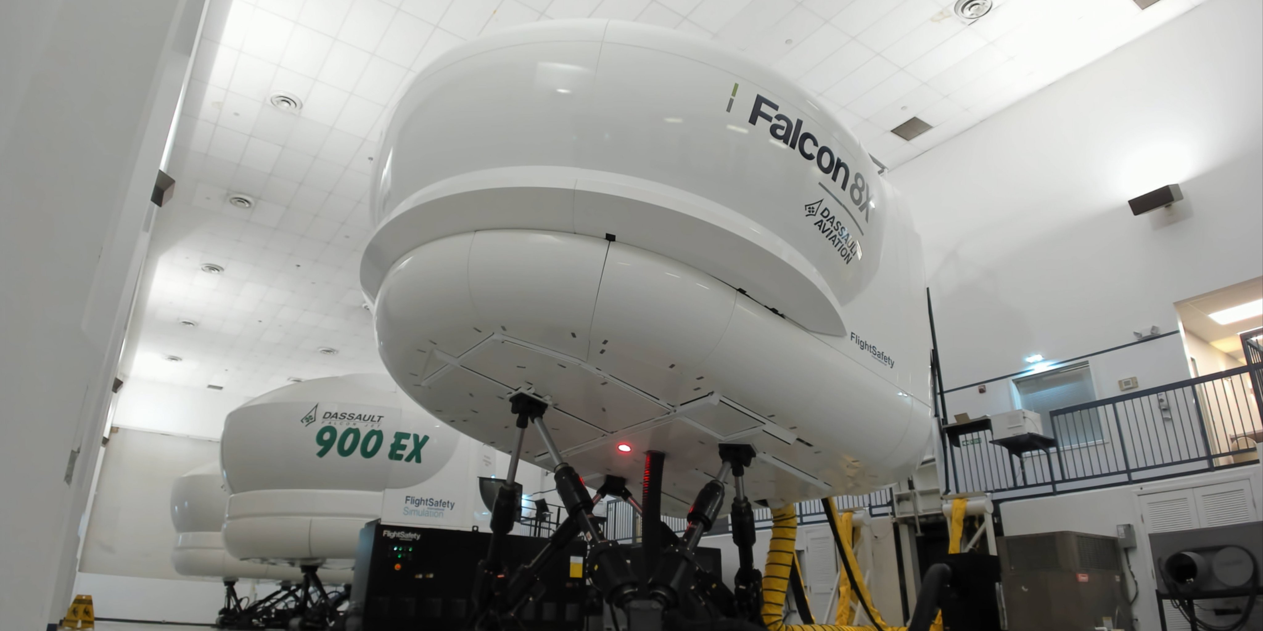 New simulator Visuals - A new #Falcon8X simulator at Teterboro.