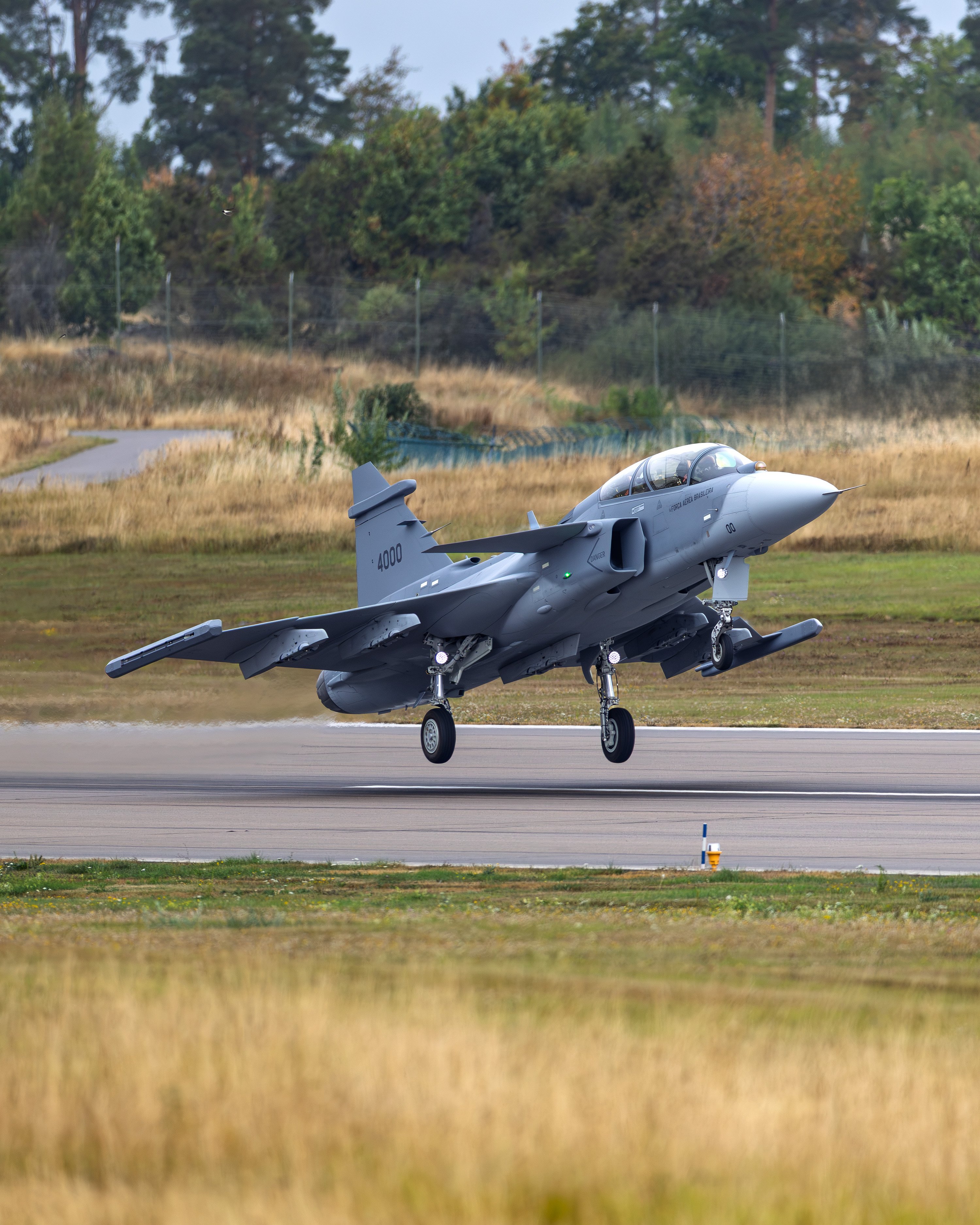 Saab Gripen F Two-Seat Fighter Completes First Flight, Marking Major Milestone in Brazil–Sweden Fighter Programme