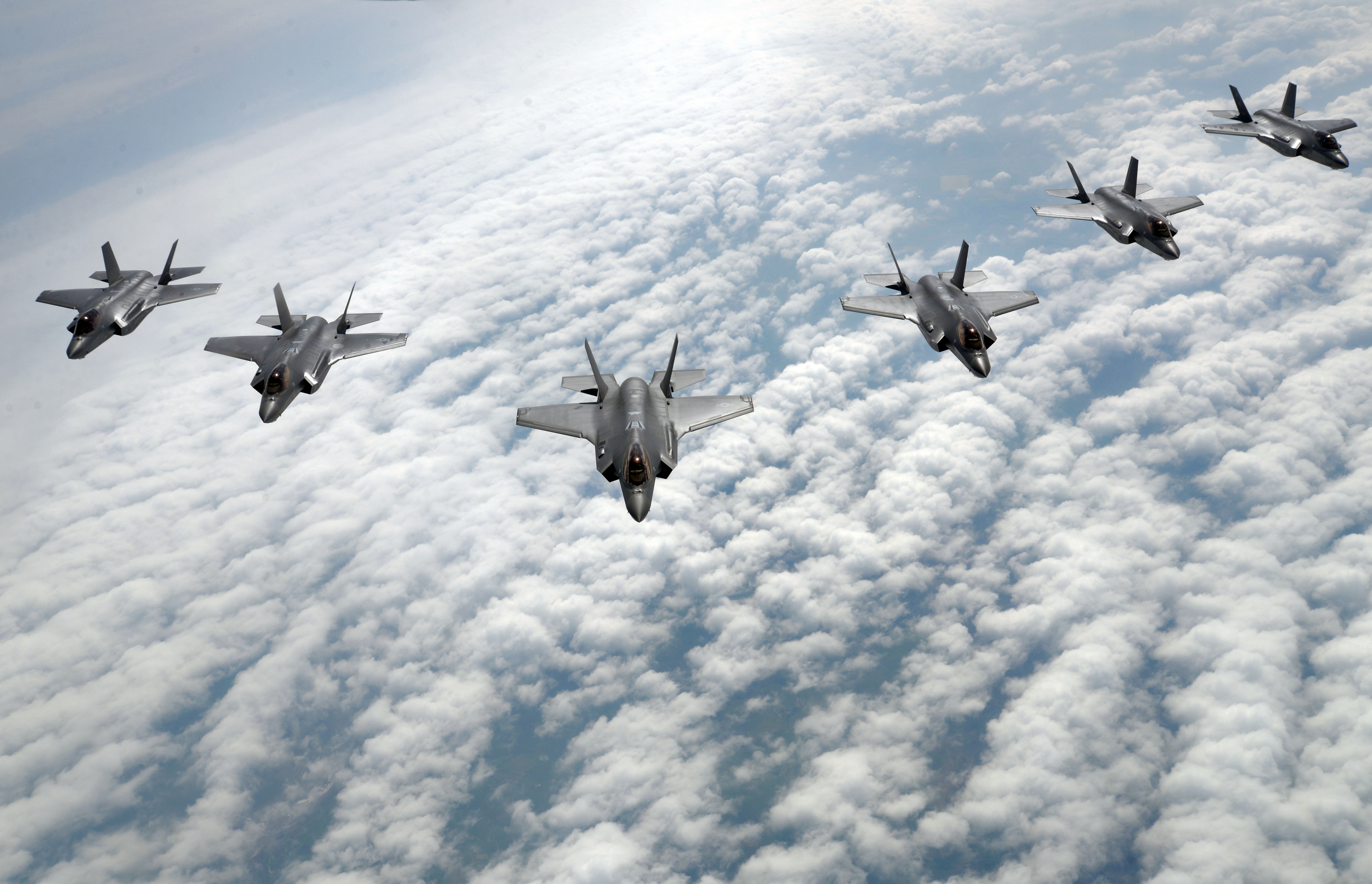 US and Lockheed Martin agree on 10-year F-35 framework, with $7 billion in company investment