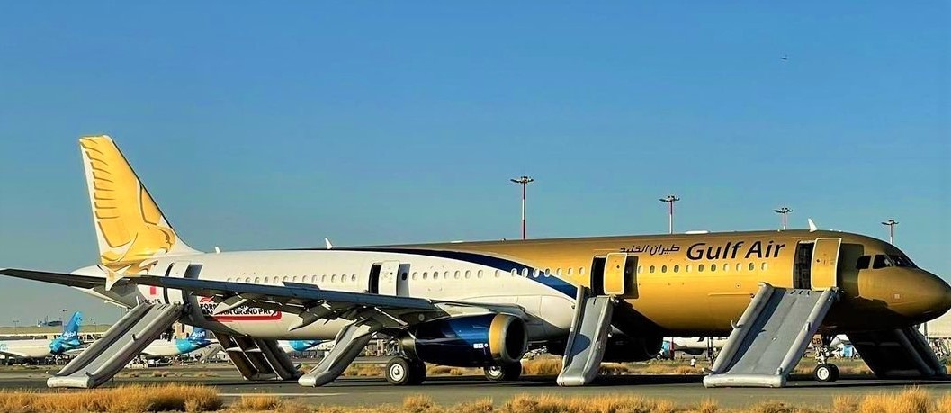 Suspected Engine fire on landing forced Gulf Air Airbus A321-231 (flight GF215) to carry out emergency evacuation of occupants at Kuwait intl Airport ! 