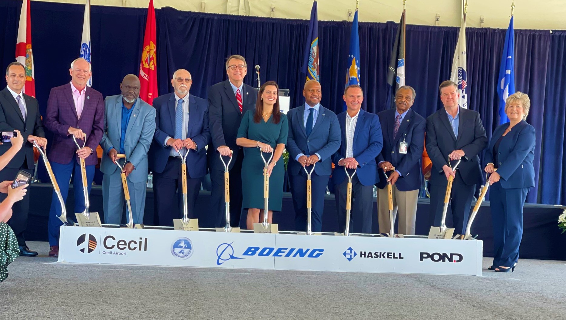 Boeing   and  Jacksonville  Aviation  Authority (JAA)  break  ground  on  $116  million  Cecil  Airport  new  maintenance  facility  to  bring  300  new  jobs !