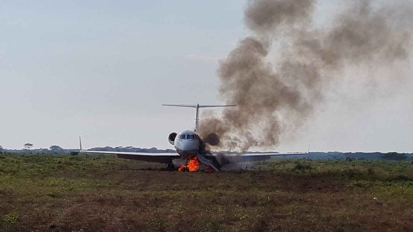 A  Private  Gulfstream  III  aircraft  was  Incinerated  to  destruction  by  Authorities  due to  a  suspected  illegal  drugs  case  in  Guatemala !