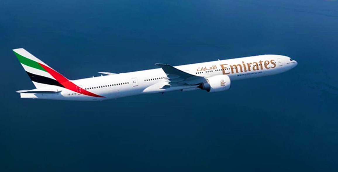 After 10  months of  Air travel  crisis  between Dubai  and  Nigeria , FG  lifts  ban  on  Emirates  Airline , though  a  new  variant  threatening  Aviation  once  again !!