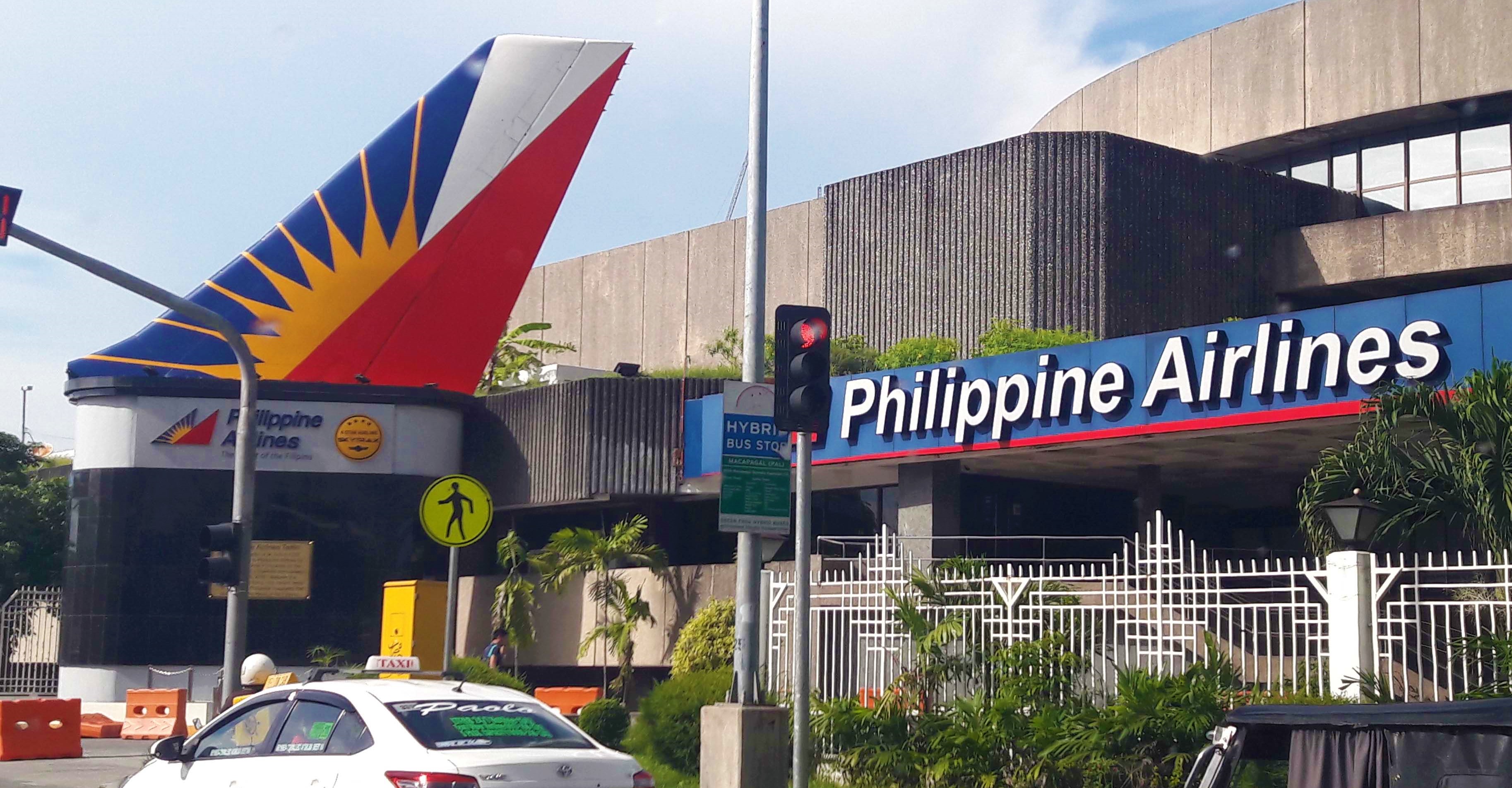 Philippine  Airlines'  parent  company  'PAL Holdings'  comes  out  of  Coma  ,  starts  trading  at  Philippine  Stock  Exchange  on  Monday !