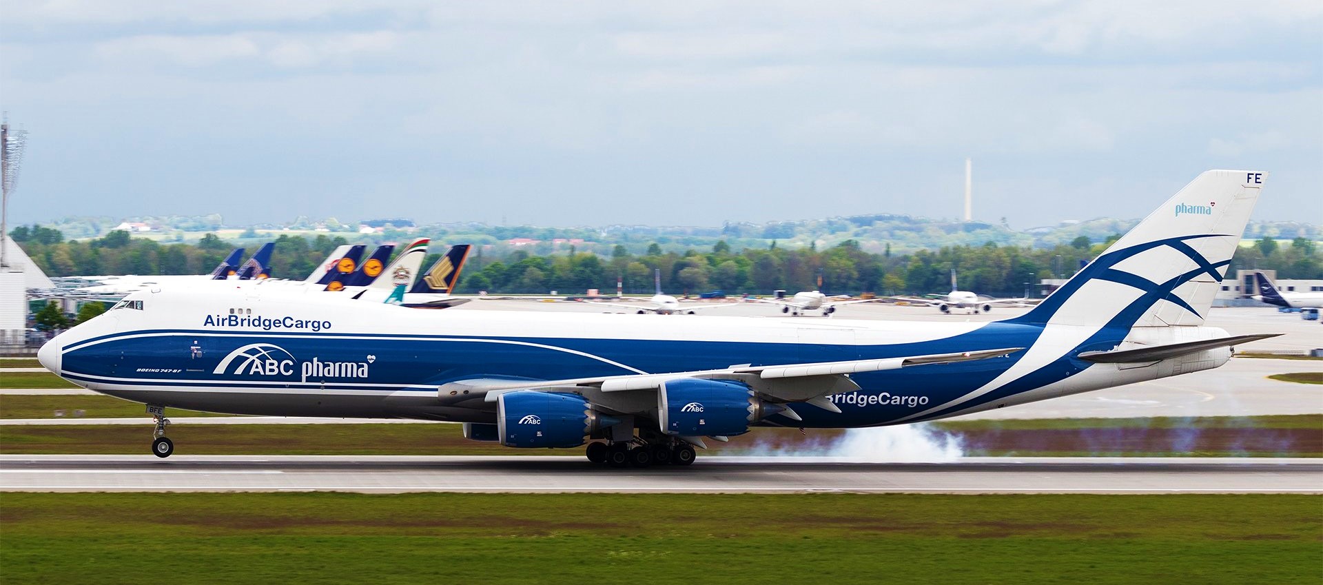 Leasing  company  BOC  Aviation  repossessed  it's  Boeing 747-8  Aircraft  from  the  Russian  Volga-Dnepr subsidiary  'Air Bridge Cargo' !