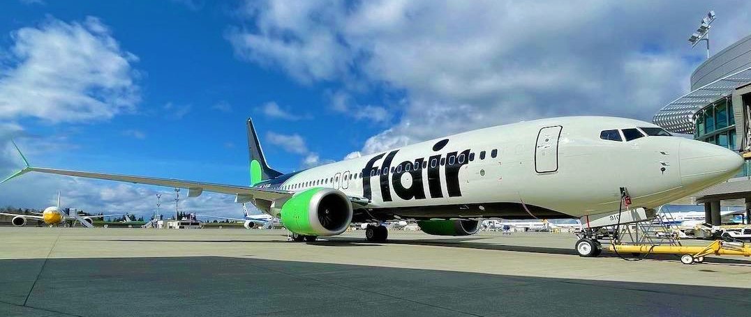 “ Flair is  a  Canadian  airline  , full stop ”  -  the  statement  by  the  CEO  Stephen  Jones  could  not  satisfy  consumer  groups  in  Canada .